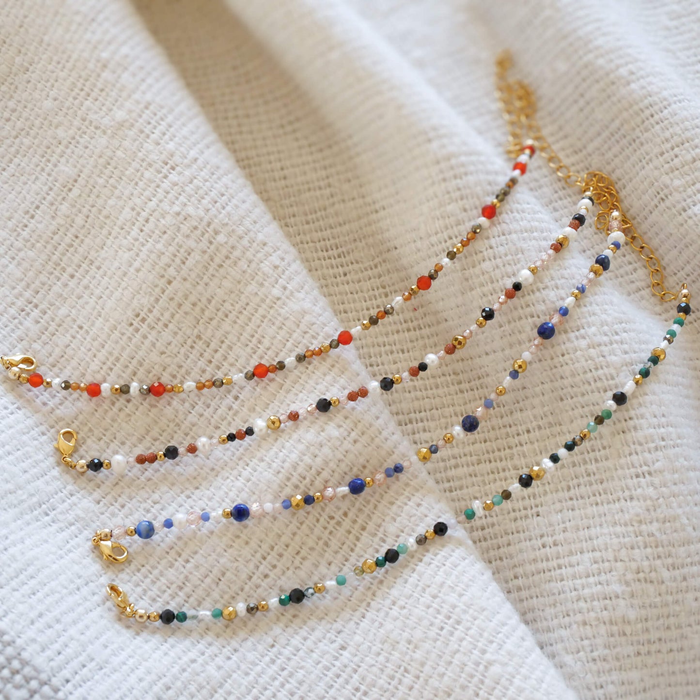 Bracelet Méli en Cornaline, pierre semi précieuse et plaqué or