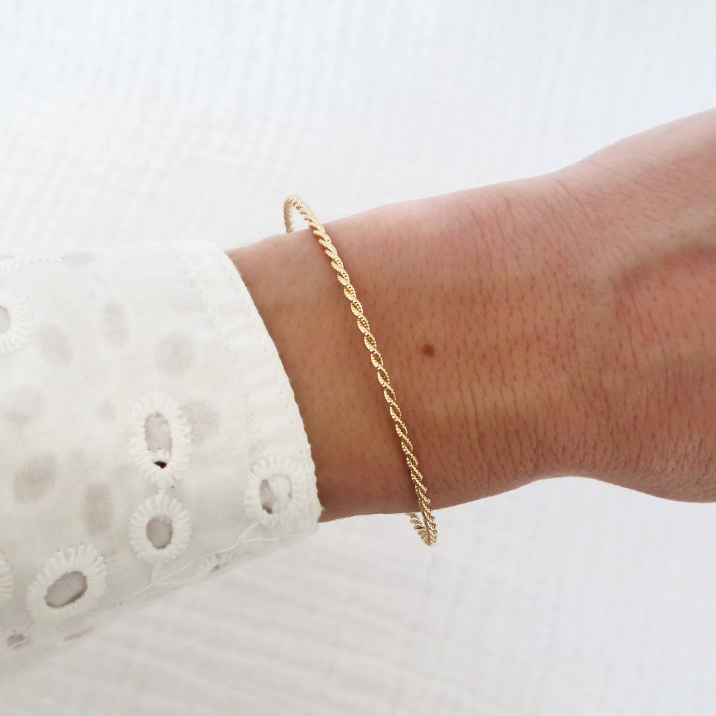 Jonc Cléa torsadé en plaqué or