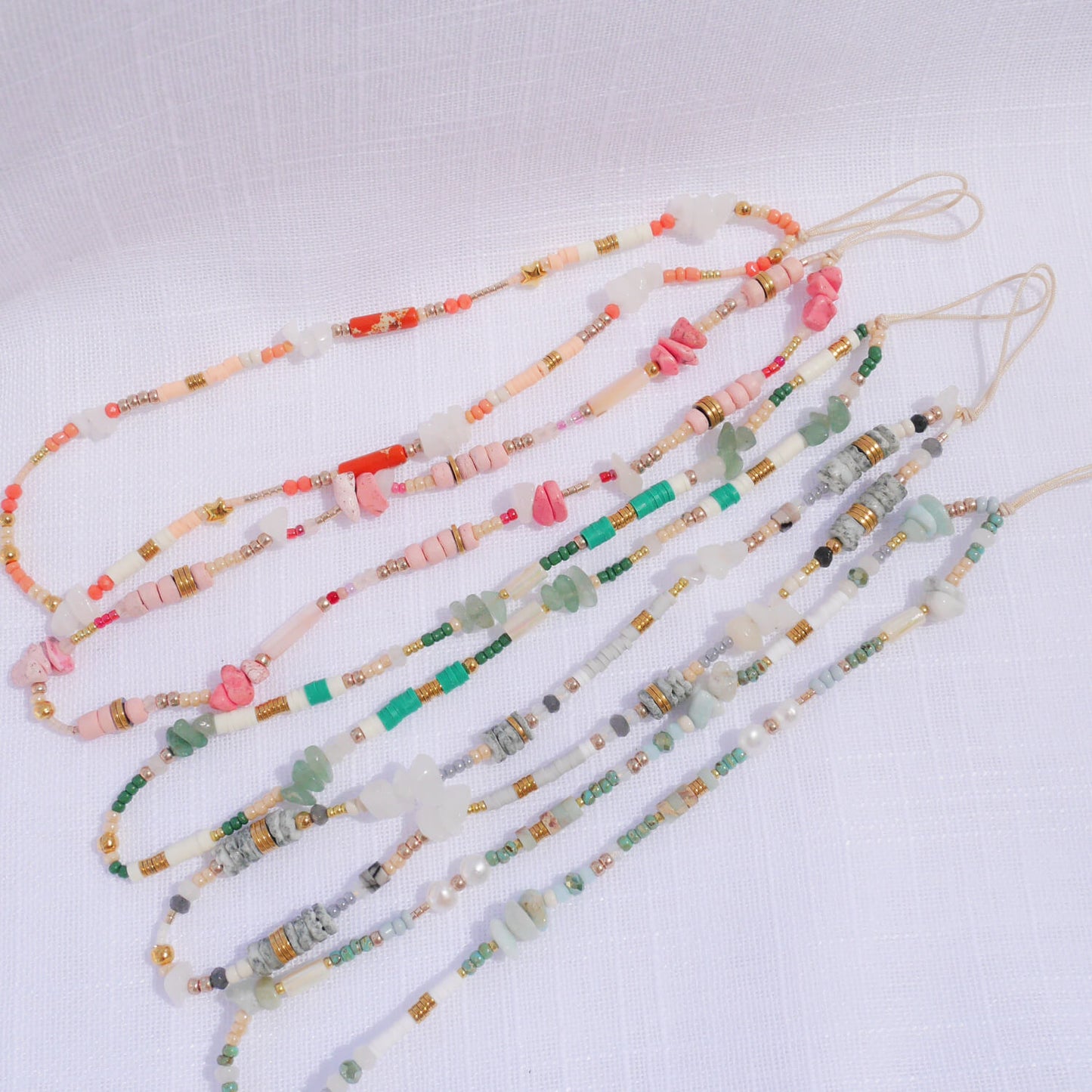 Bijou de téléphone Gris