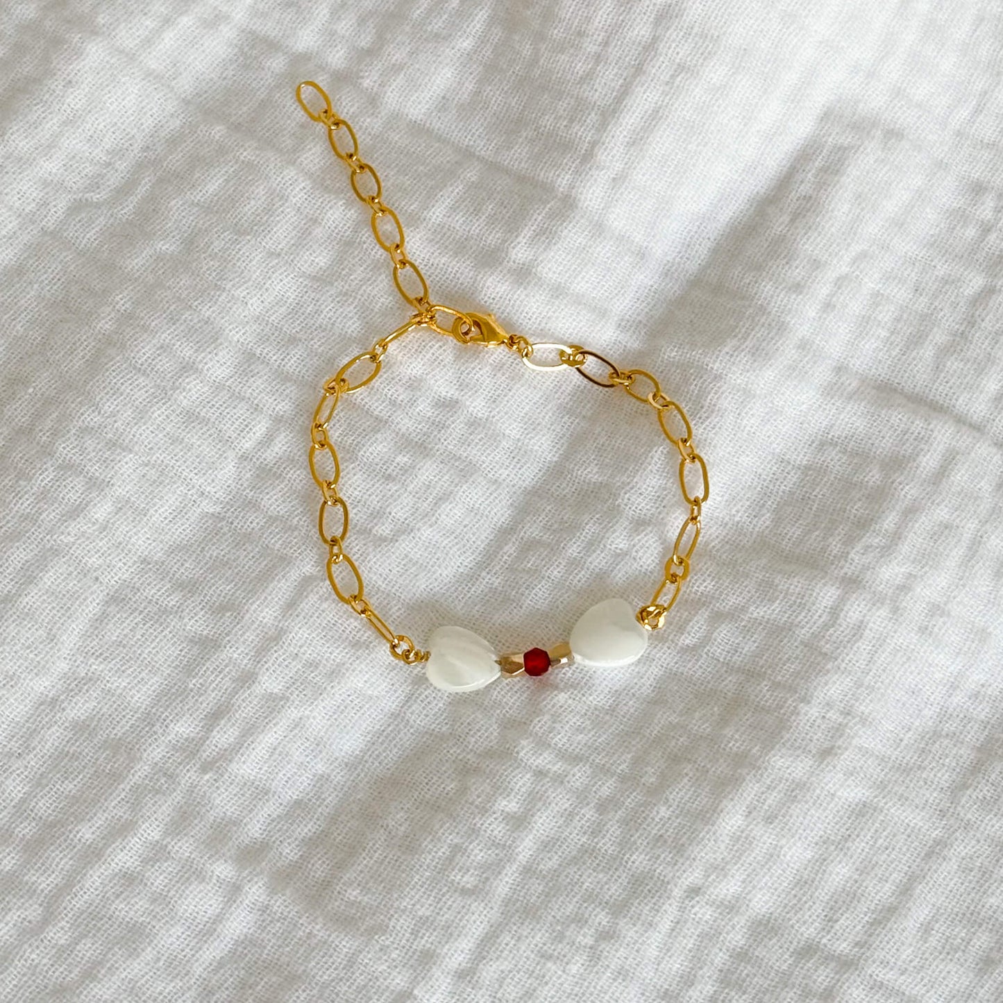 Bracelet Valentine en perle de Cornaline et coeur de nacre 